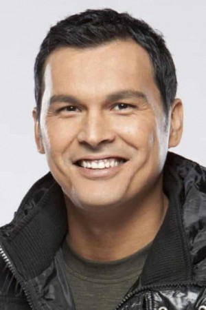 Adam Beach tüm dizileri dizigom'da