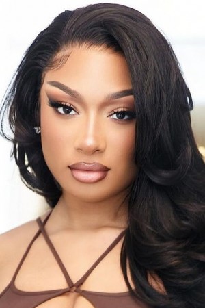 Megan Thee Stallion tüm dizileri dizigom'da