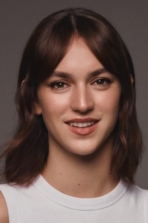 Alicia Falcó tüm dizileri dizigom'da