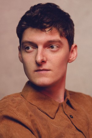 Sam Haygarth tüm dizileri dizigom'da