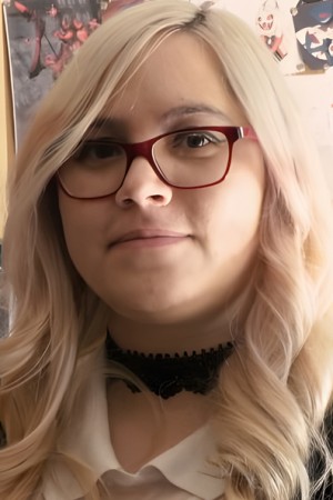 Vivienne Medrano tüm dizileri dizigom'da