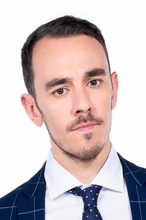 Alberto Casado tüm dizileri dizigom'da