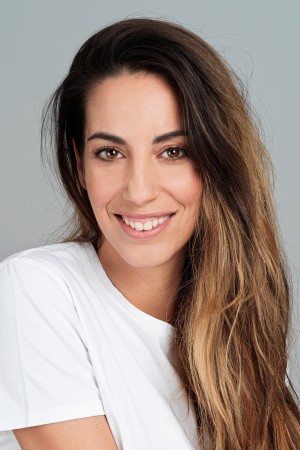 Almudena Cid tüm dizileri dizigom'da