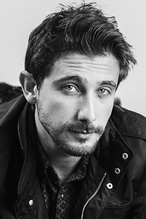 Emiliano Zurita tüm dizileri dizigom'da