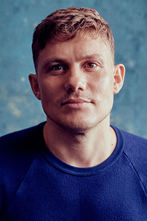 Jon Pointing tüm dizileri dizigom'da