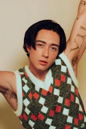 Jordan Gonzalez tüm dizileri dizigom'da