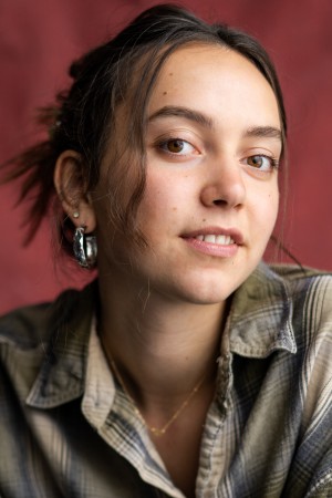 Maeve Courtier-Lilley tüm dizileri dizigom'da