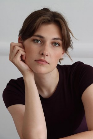 Ava Bunn tüm dizileri dizigom'da