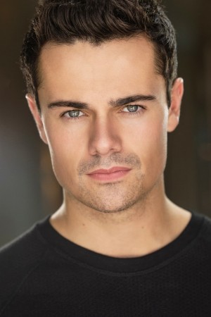 Jamie Roy tüm dizileri dizigom'da