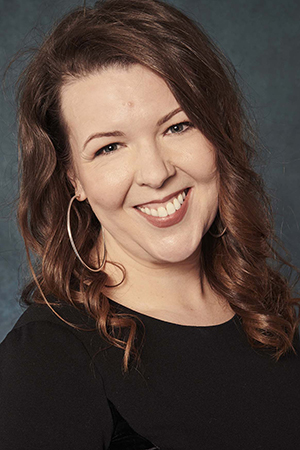 Lisa McGee tüm dizileri dizigom'da