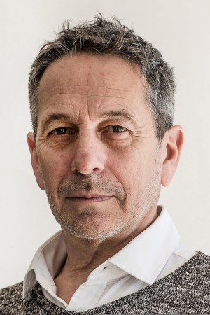 Alfredo Castro tüm dizileri dizigom'da