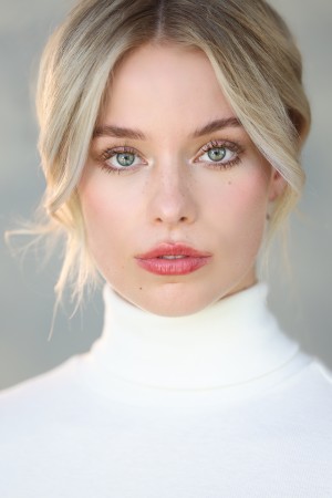 Elle Chapman tüm dizileri dizigom'da